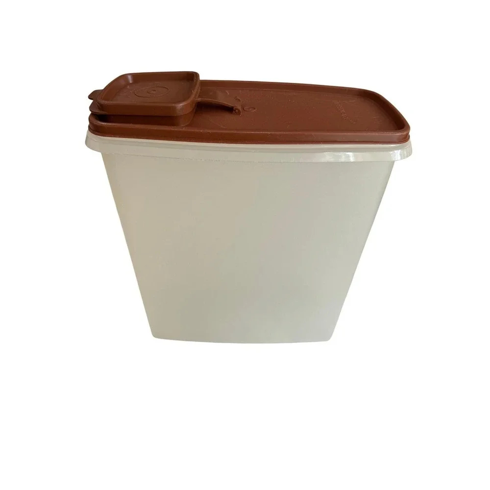 Tupperware Super Cereal Storer 1588 10x8.5x4.5 Sheer Brown  Vintage